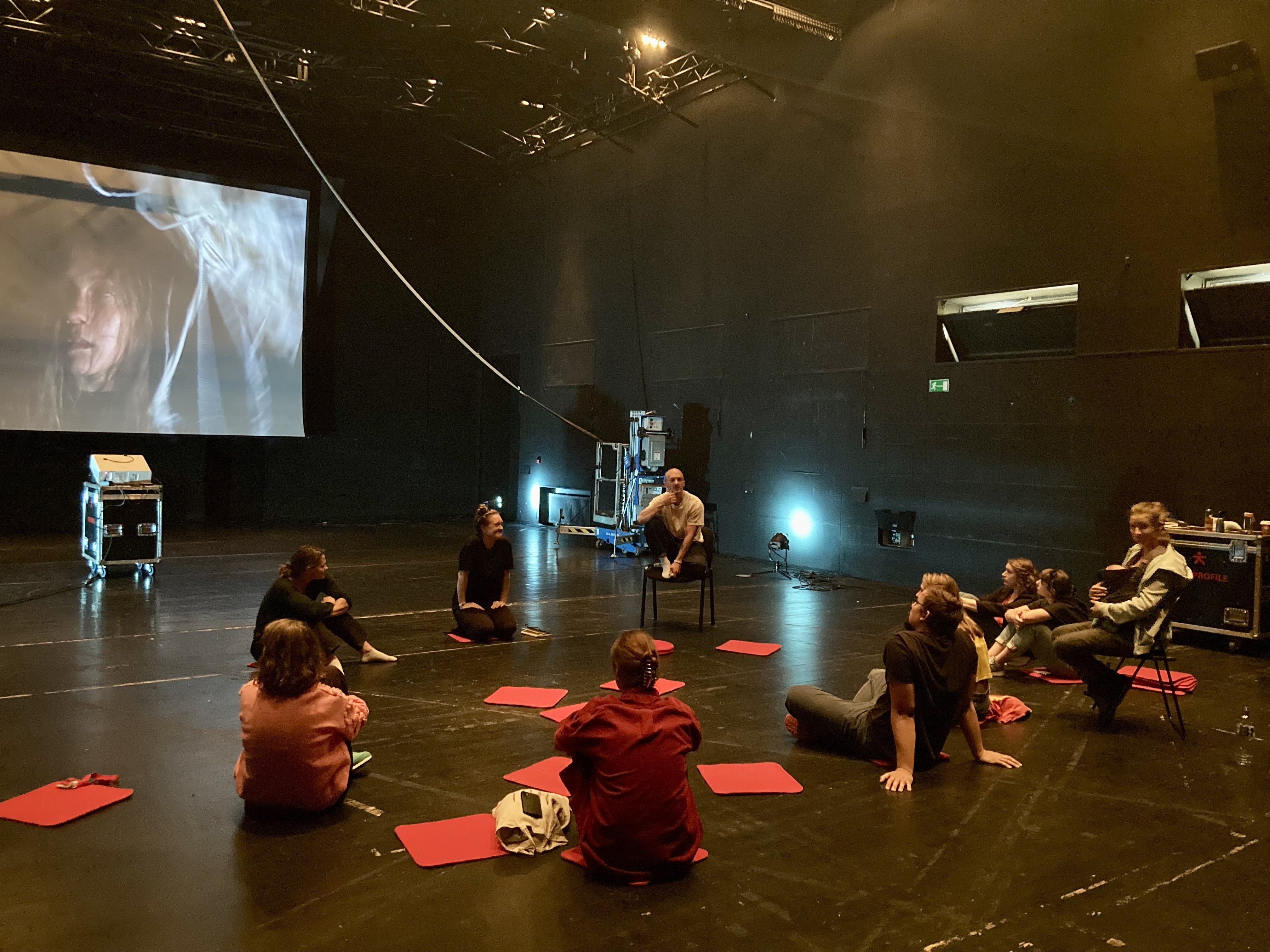 zabelė Kuzelytė, Alise Bokaldere ir Jason Dupree