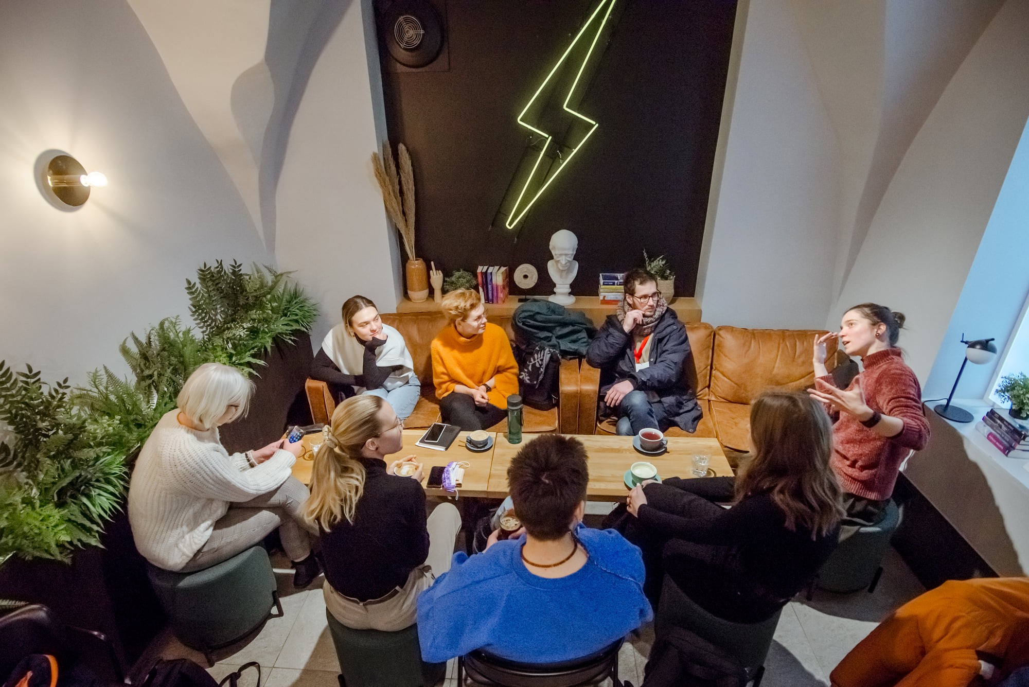 Edukacija | Scenos konTEKSTAI 